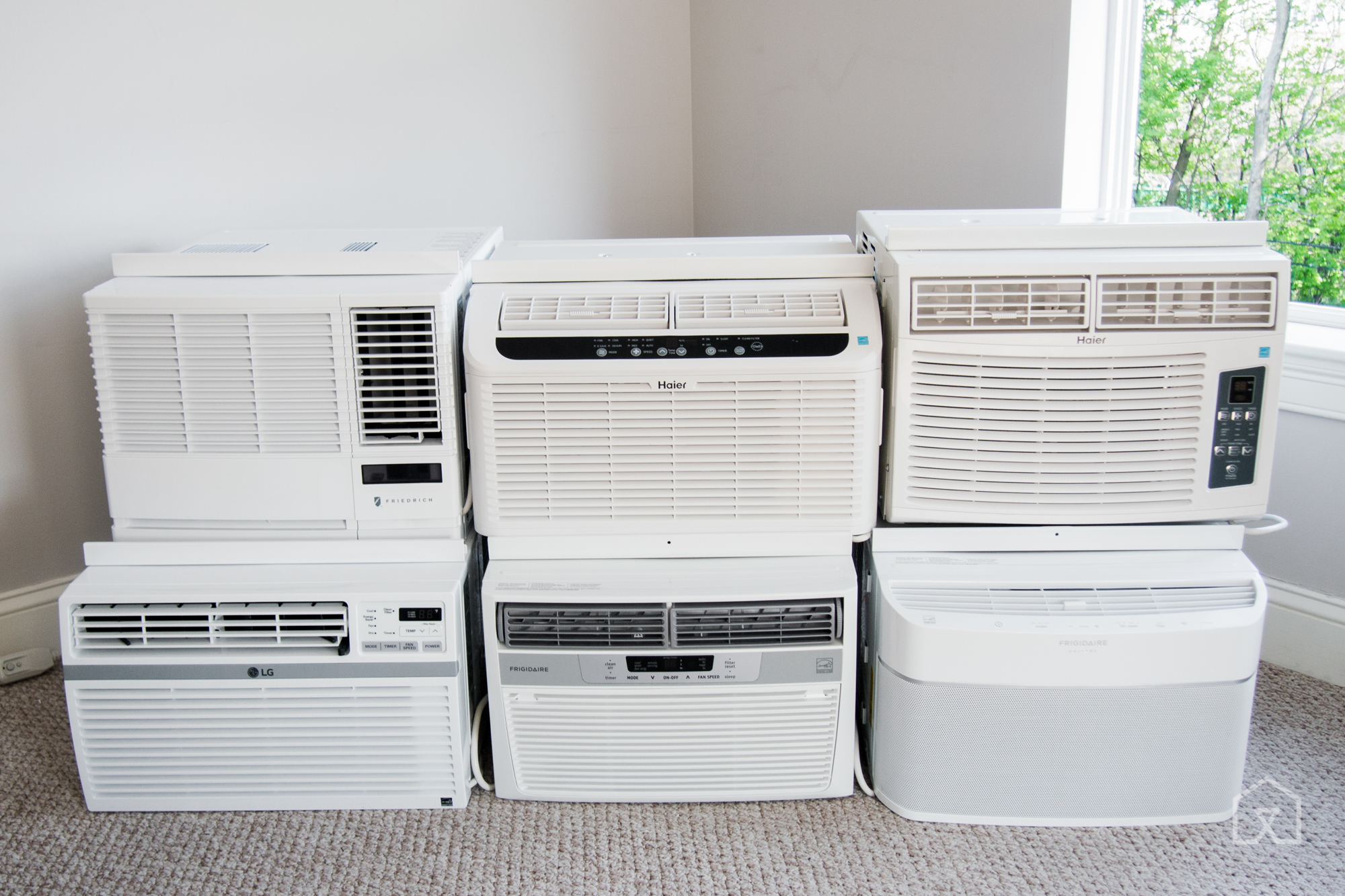 We dispose of old air conditioners that don't work. We do this at a reasonable price.